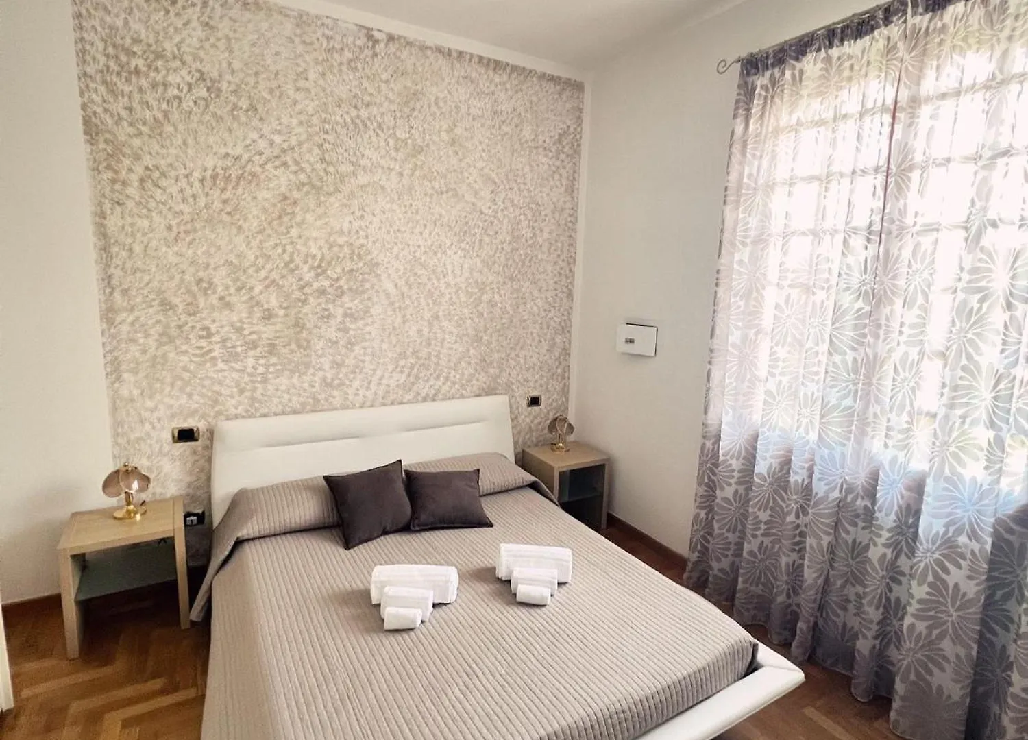 Prima Luce Hotel Peschiera del Garda 0*,